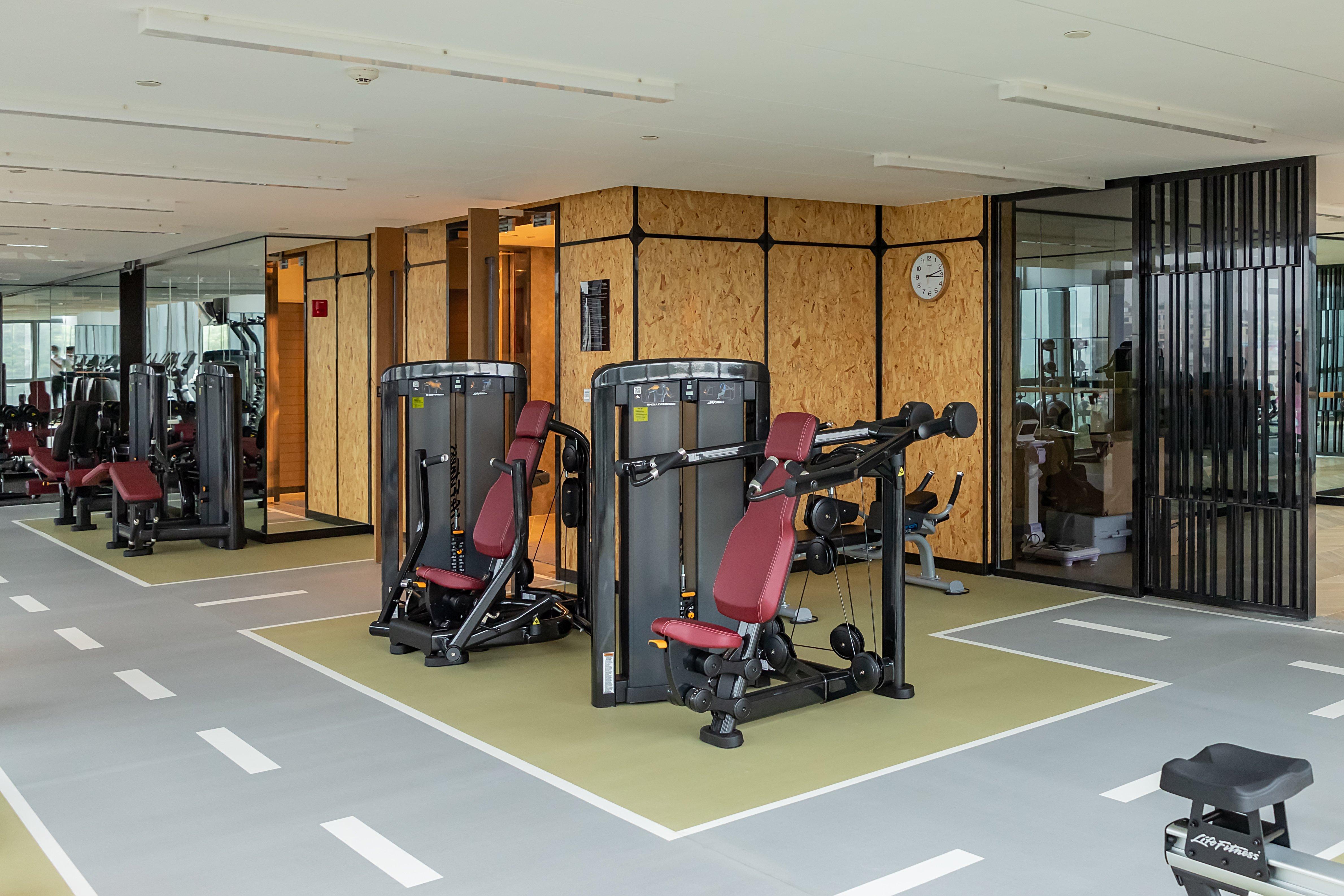Holiday Inn Guangzhou South Lake Hotel - Ideal For Business & Leisure מראה חיצוני תמונה